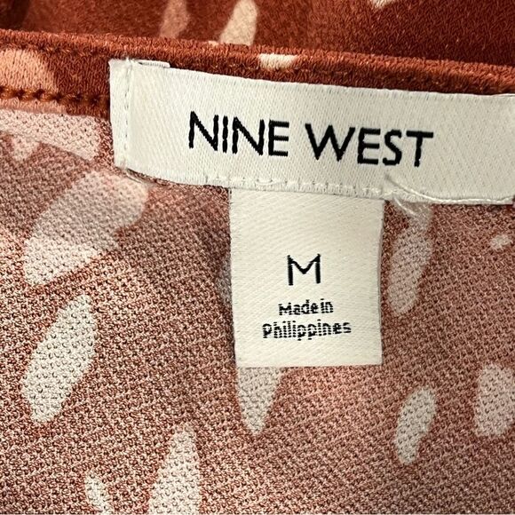 Nine West fake wrap flutter sleeves mini Dress size medium - Picture 9 of 13